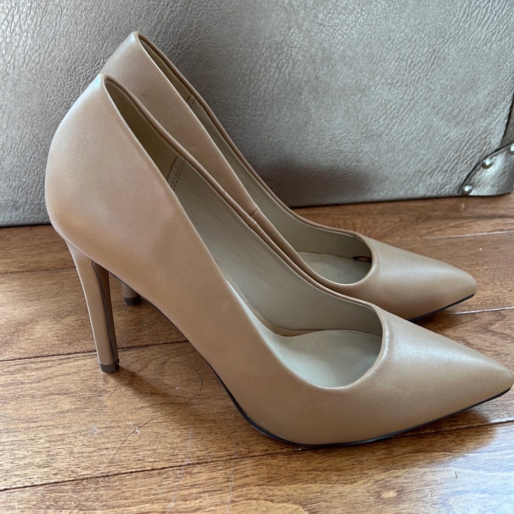 Nude Heel
